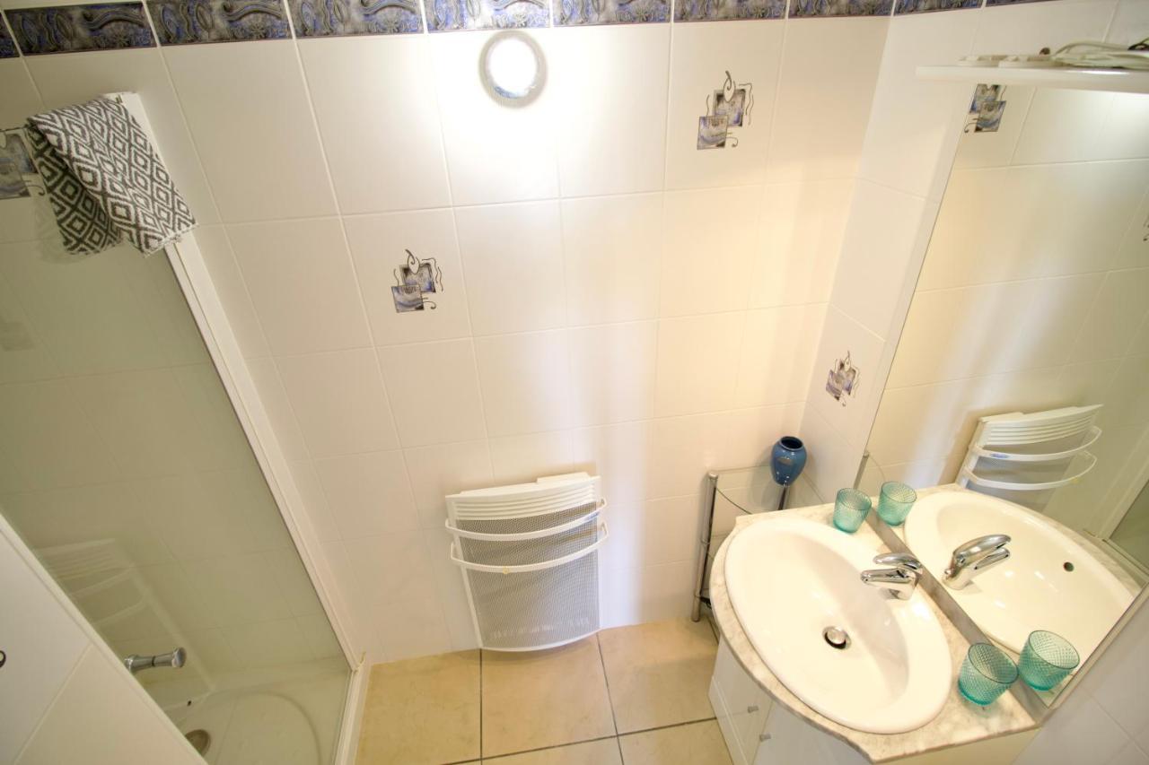 Bed and Breakfast O Trois Oliviers Louin Екстер'єр фото