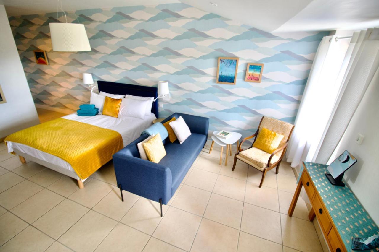 Bed and Breakfast O Trois Oliviers Louin Екстер'єр фото